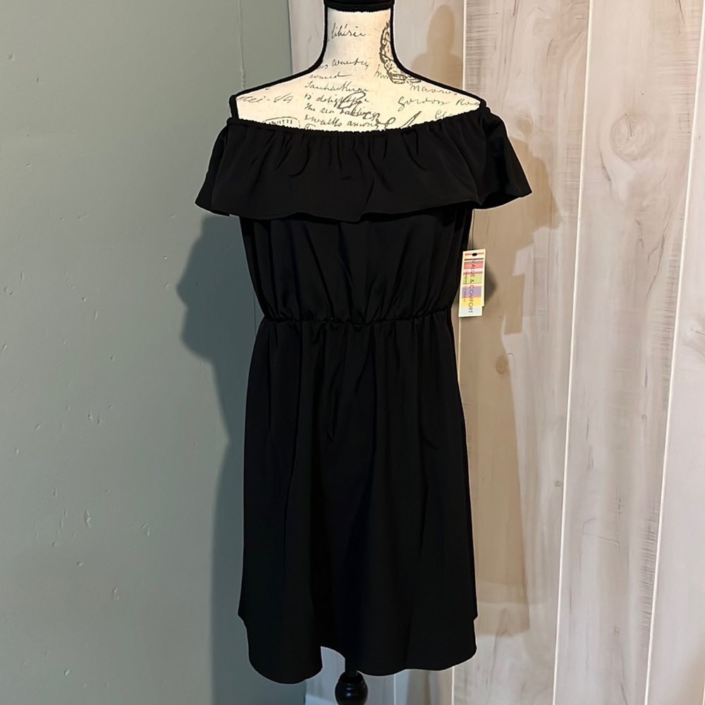 Black dress ruffle top